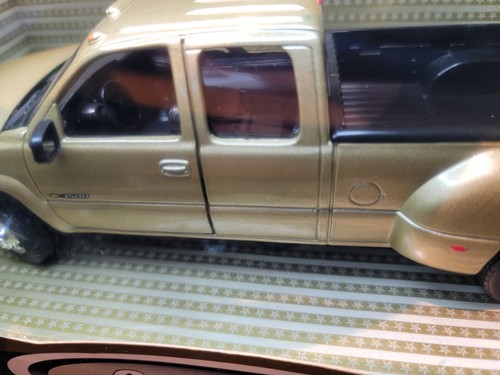 Chevy Silverado 3500 Dually **NIB** The FAT BUTT!! - Picture 2 of 7