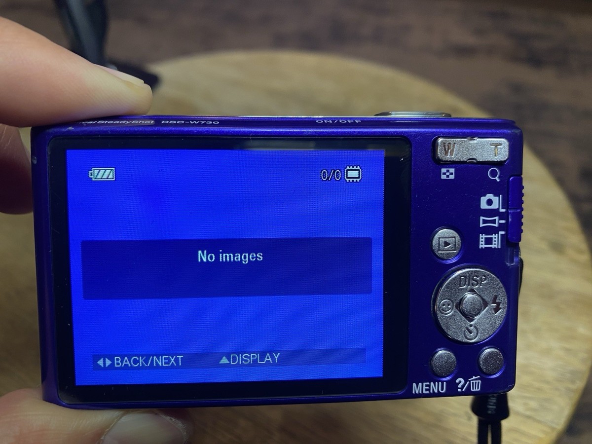 SONY Cyber-shot DSC-W730 Blue 16.1 MP Blue Digital Camera Tested