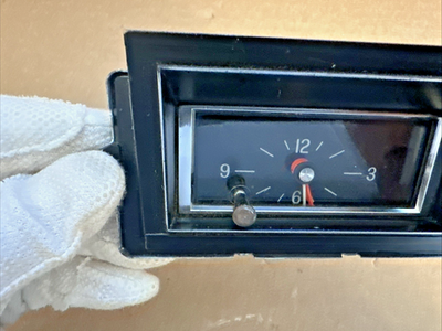 オールドタイマー 73 Oldsmobile Cutlass S Supreme Electric Clock 983362 Vista