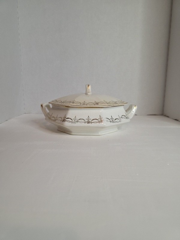 Vintage Octogon Dish With Lid  Gold Design With Crackling