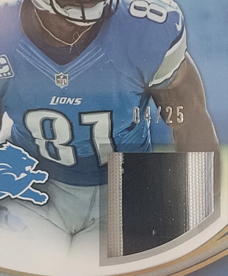 2013 Score Franchise Fabrics Calvin Johnson /25, Game Worn Patch, Card #FF-CJJ - Image 2 of 3