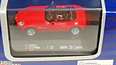 High Speed 1:87 Scale BMW Z8 Cabrio - Diecast w/Display (CC-260