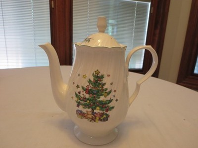 Vintage Nikko Japan Happy Holidays Large Coffee Tea Pot w/Lid Ceramic Christmas