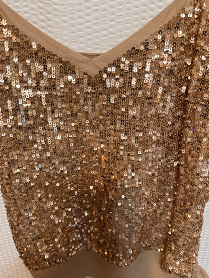 Top Bebe para mujer lentejuelas doradas, correa de espagueti, talla pequeña Foto 2 de 4