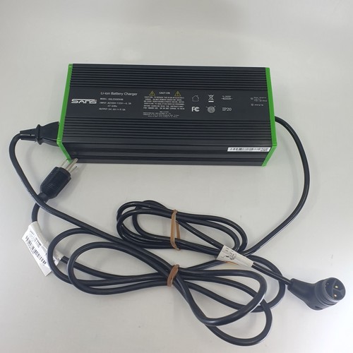 SANS 54.6V 9A Lithium Battery Charger SSLC500V48 For Parts Or Repair Only