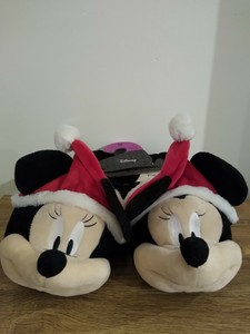 womens slippers size 5