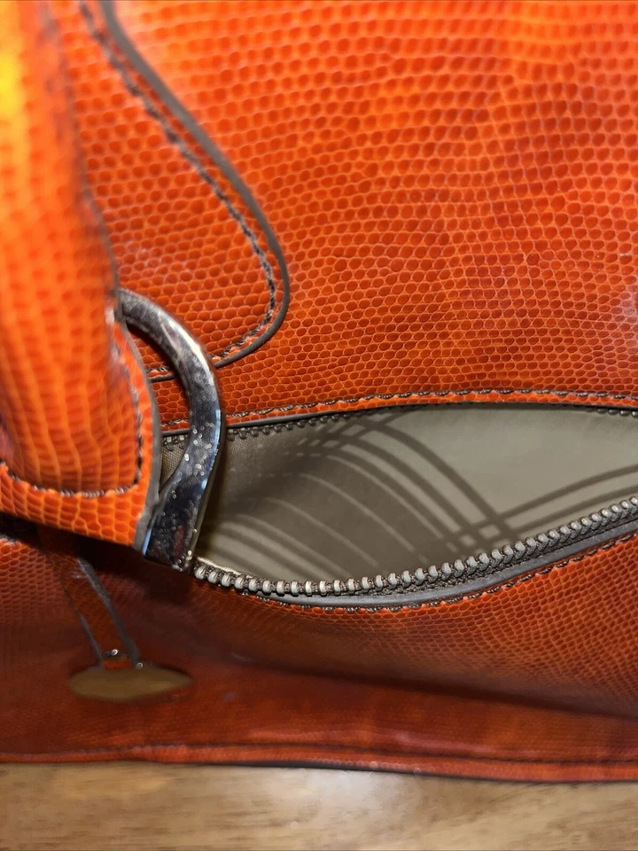 London Fog 橙色皮革中号钱包双手柄清洁 — 第 2/4 张图片