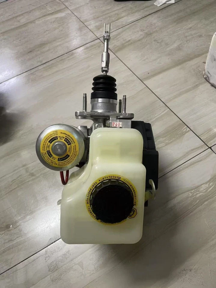 Conjunto de bomba ABS 89541-60671 para Toyota Land Cruiser 2010-2015 Foto 3 de 4