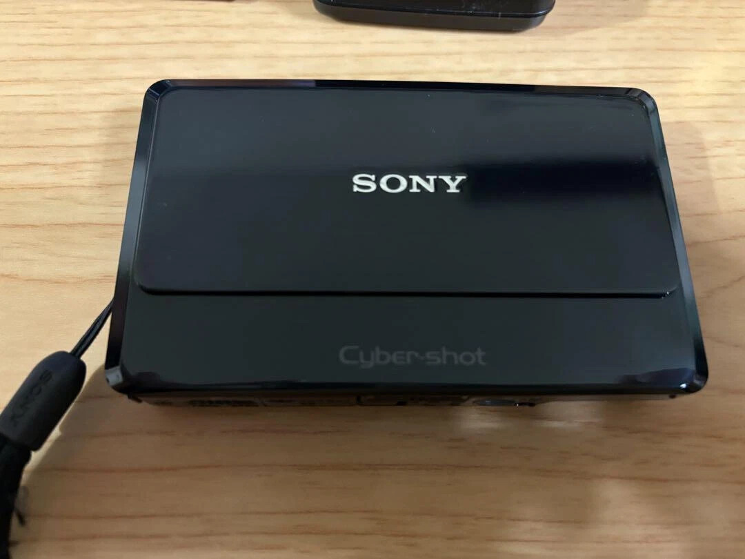 Sony Cyber-shot DSC-T7 5.1MP CCD Vintage Digital Camera - 100
