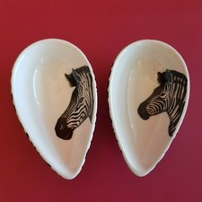 2 coupelles à avocat céramique déco Zèbres Nnino Ceramics fait main au Zimbabwe 