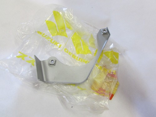 SUZUKI TC90 NOS SPROCKET COVER 1970-1972 11360-25100 - 第 2/2 張圖片