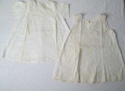 different styles of sleeves