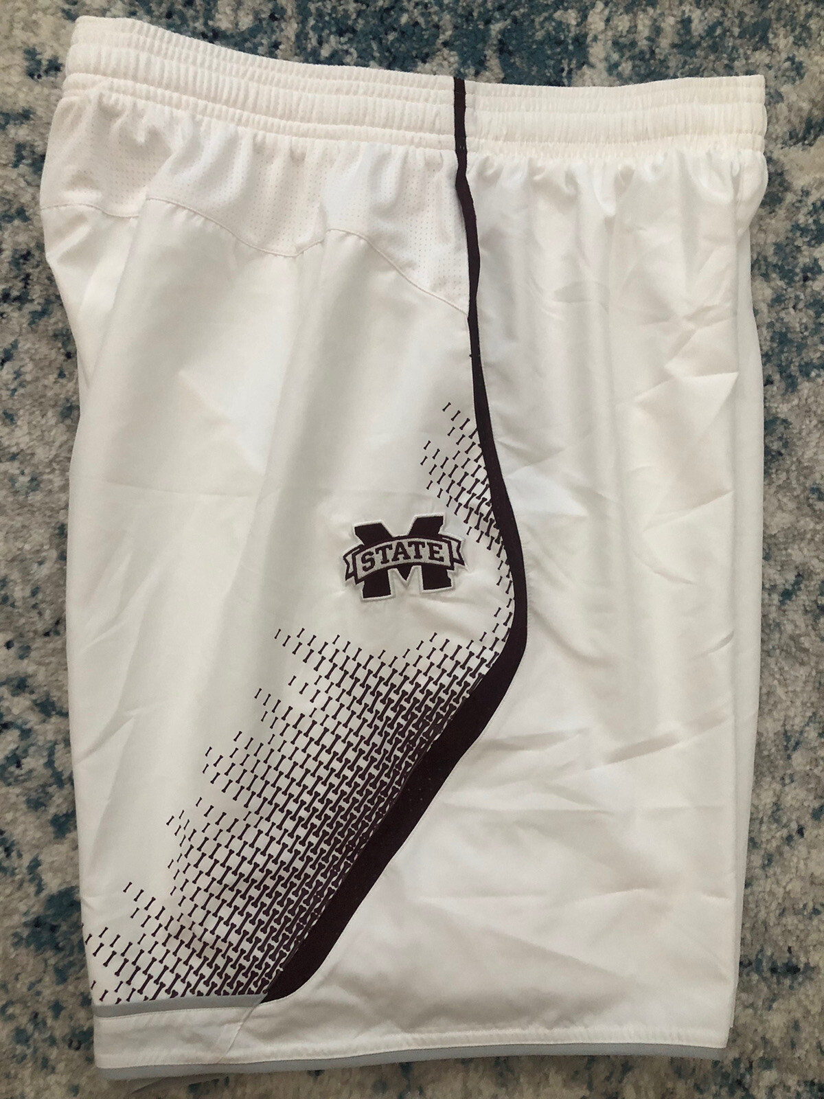 Mississippi State Bulldogs Basketball Game Shorts XXL, Team Issued