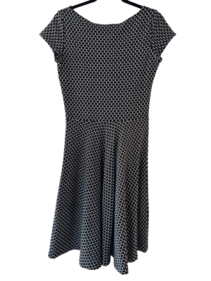 green emerald velvet dress Amazon.com: Leota Women's Fit & Flare Dress, Pin Dot, M : Clothing, Shoes &  Jewelry
