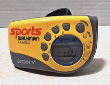 SONY - SRF-M78 - Sports Walkman - AM / FM Radio - Digital Belt Clip - Arm Strap