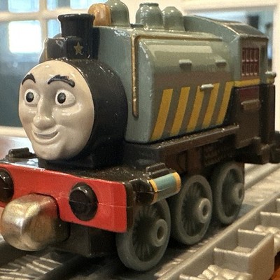 Thomas & Friends Take-n-Play Take Along PORTER  2013  Die-cast USA Seller
