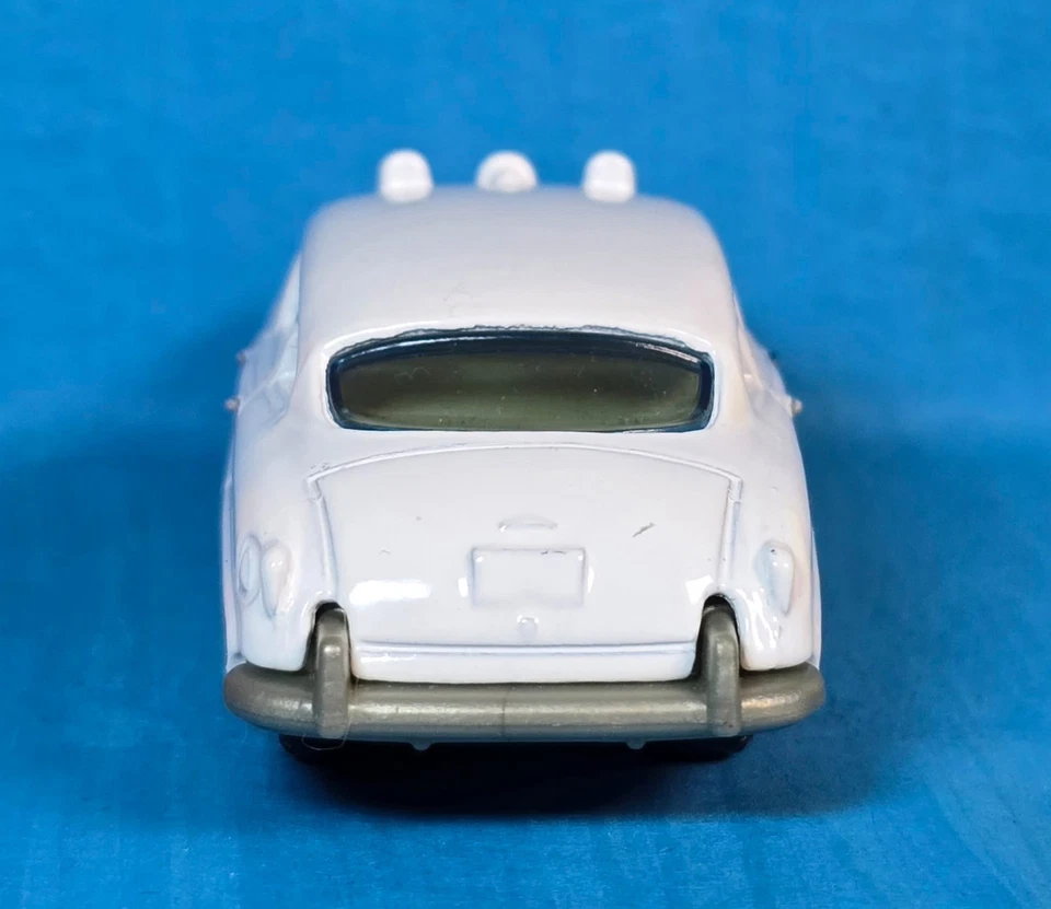 Matchbox '51 Hudson Hornet - 2016 Mattel  MB1046 - Diecast 1:64 Police Car 01 - Image 3 of 4