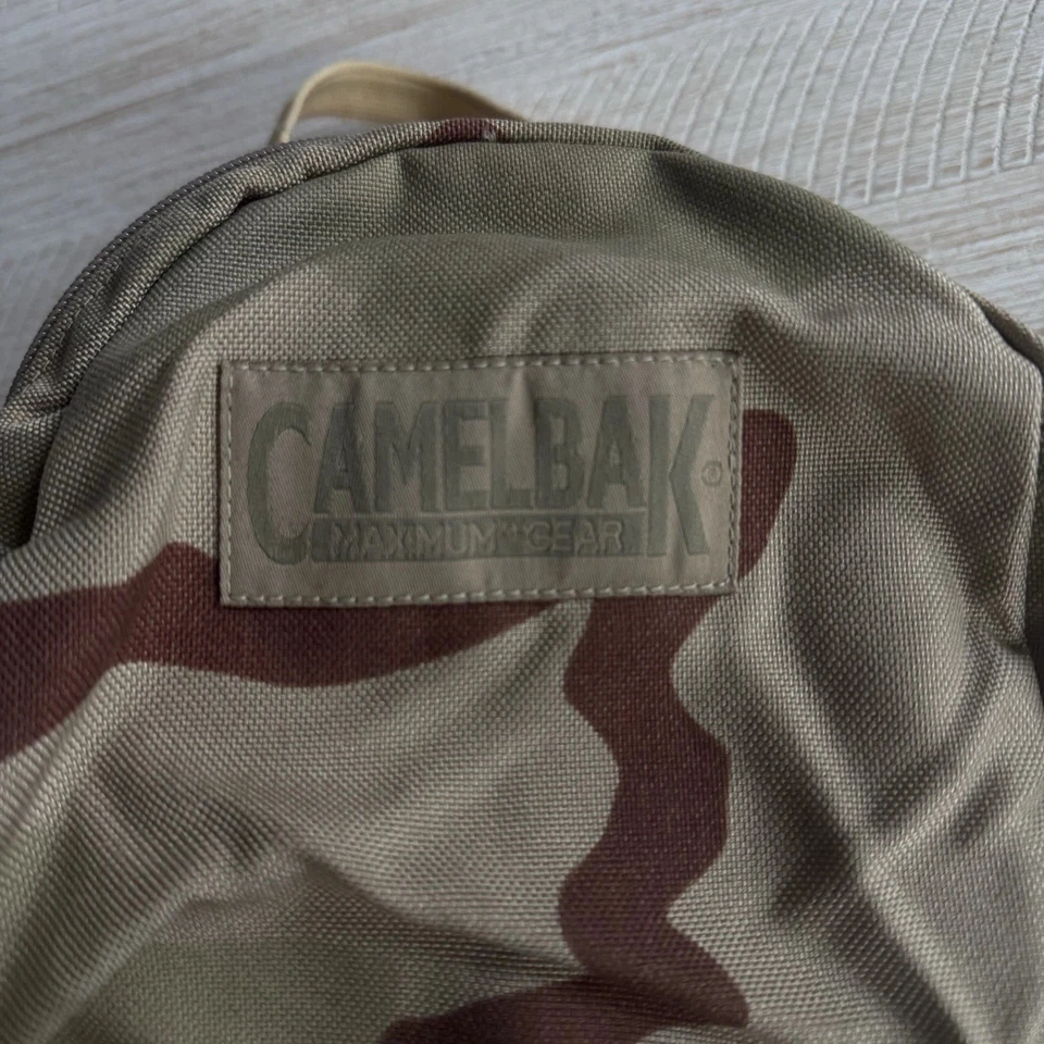 Camelbak Maximum Gear Mule Hydration Cordura Backpack Military Desert Camo - Image 2 of 4