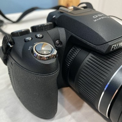 Fujifilm Finepix HS10 Digital 10.3MP Bridge Camera W/ External
