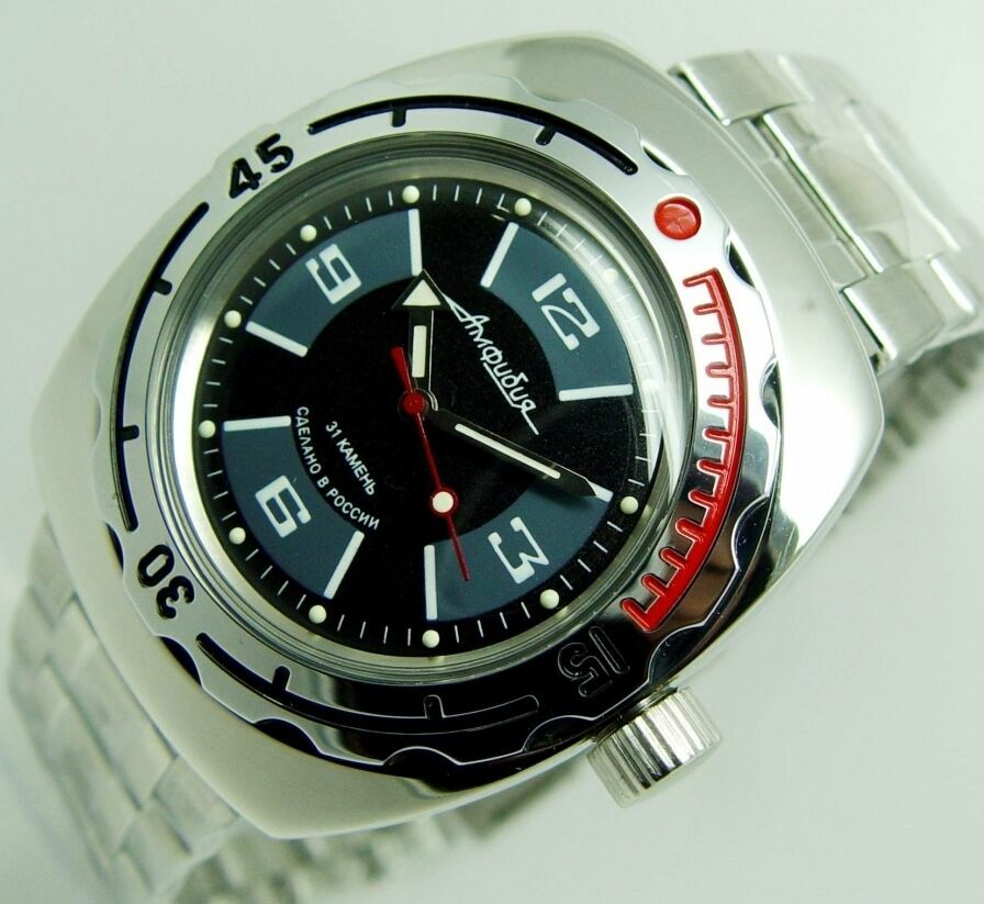 Calibre VOSTOK 2415 mouvement automatique doté de 31 rubis