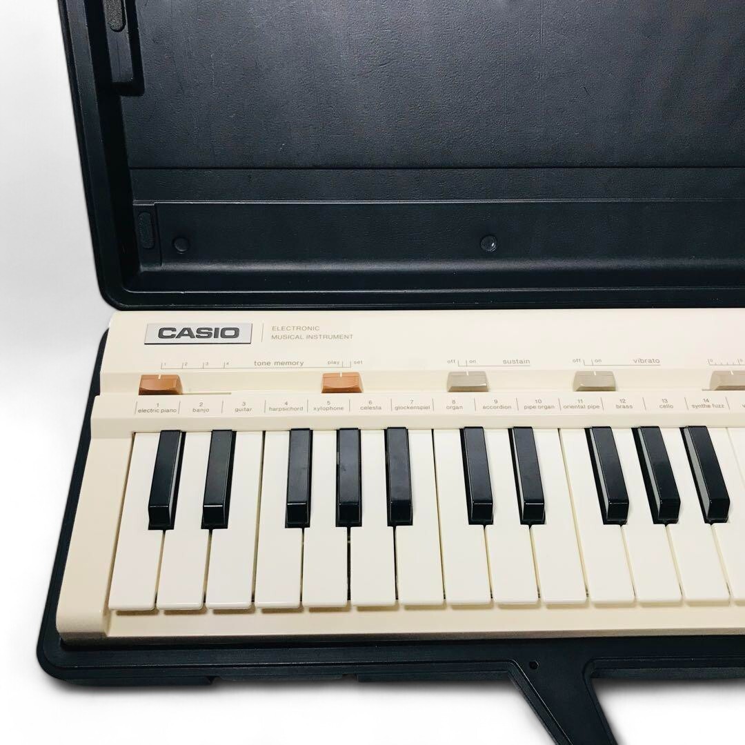 CASIO 22種類の音色シンセサイザー/ MT-30 Casio Tone Casio MT-30, MT-40