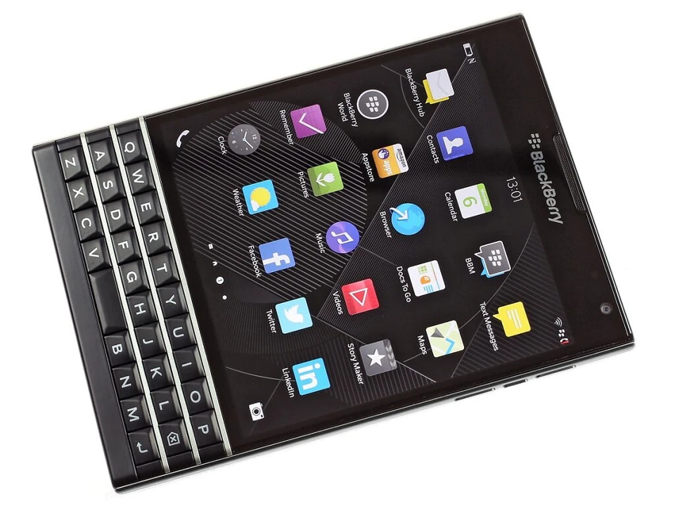 Brand NEW --BlackBerry Passport Q30 (SQW100-1) 32GB 3GB RAM Unlocked Smartphone - Image 4 of 4