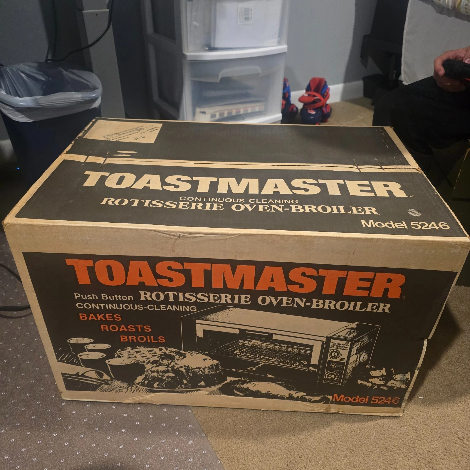 NIB RARE New Vintage Toastmaster Oven Broiler Model 5246 ROTISSERIE BAKES LOOK!