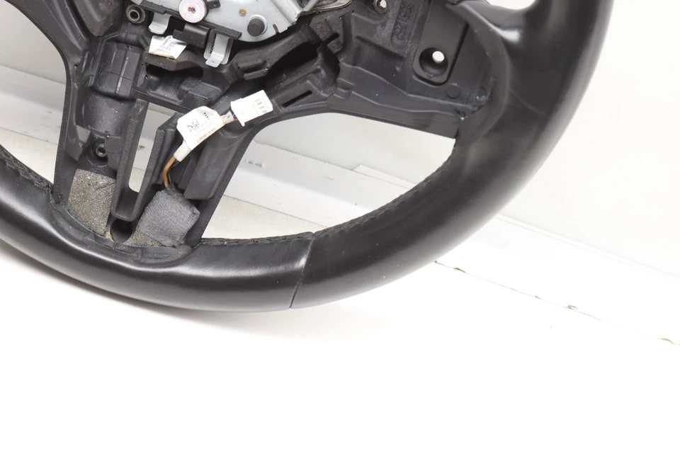 2018-2023 BMW M550I XDRIVE - 3-Spoke M Sport Steering Wheel (Heated) 8008181 - Image 4 of 4