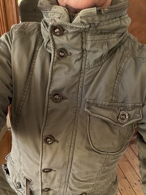 Khujo Parka mit Kapuze gefüttert XL Olivgrün gebraucht !Abnehmbarer Fellkragen