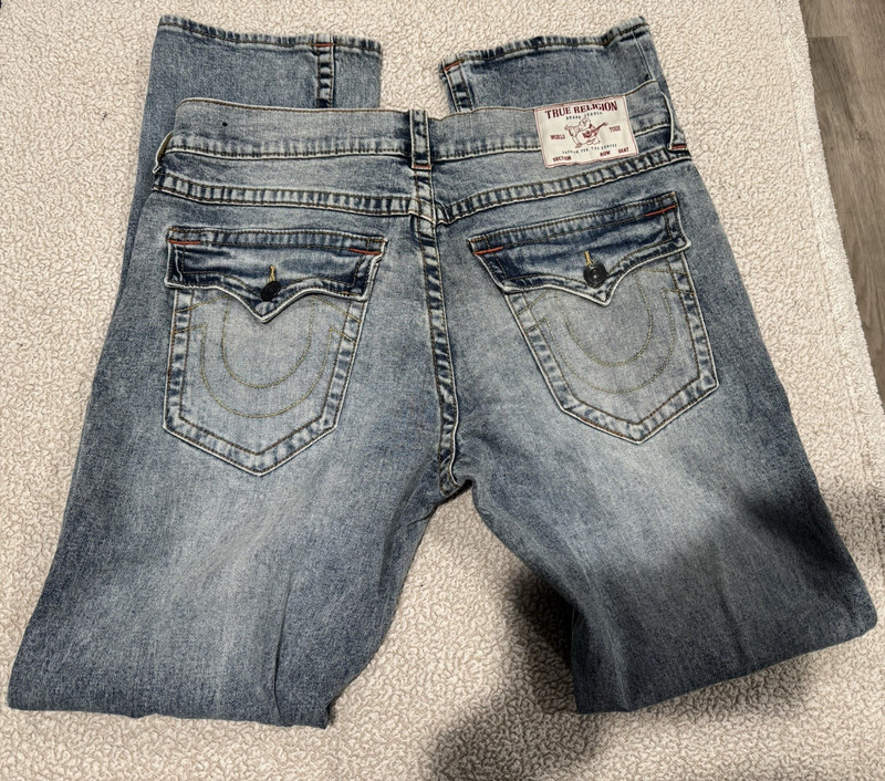 True Religion Men's Relaxed Straight Light Wash Blue Denim Jeans Size 34
