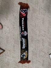 NWT SCARF, NFL JACKSONVILLE JAGUARS, WEMBLEY STADIUM, LONDON SERIES 2024, (G6)