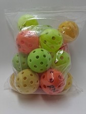 Onix, Gamma, Lot Of 19 Outdoor Pickleball Pickle Balls