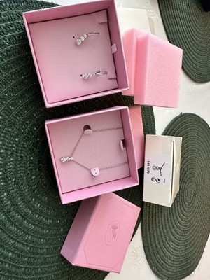 Swarovski Set Stilla Round Attract Ohrhänger und Halskette
