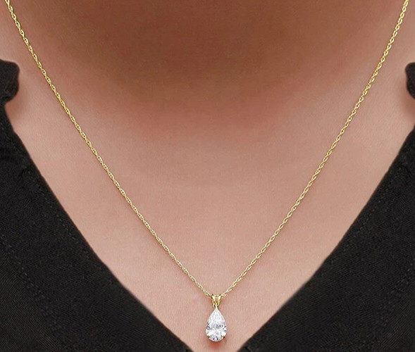 2 Ct Pear Cut Lab Grown IGI Certified Diamond Solitaire Pendant 14kt Yellow Gold