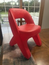 Step 2 Criss Cross Red Chair Kids Play Reading Vintage Plastic Heavy Duty VTG