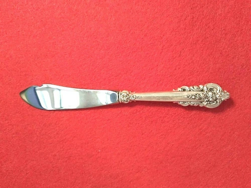 GRANDE BAROQUE  WALLACE STERLING SILVER BUTTER SERVING KNIFE  - 6 3/4" LONG