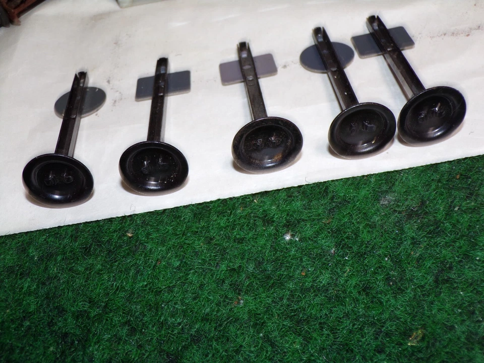 5 letreros metálicos de modelismo ferroviario, calle y derecho de paso Marx en buen estado. Foto 3 de 4