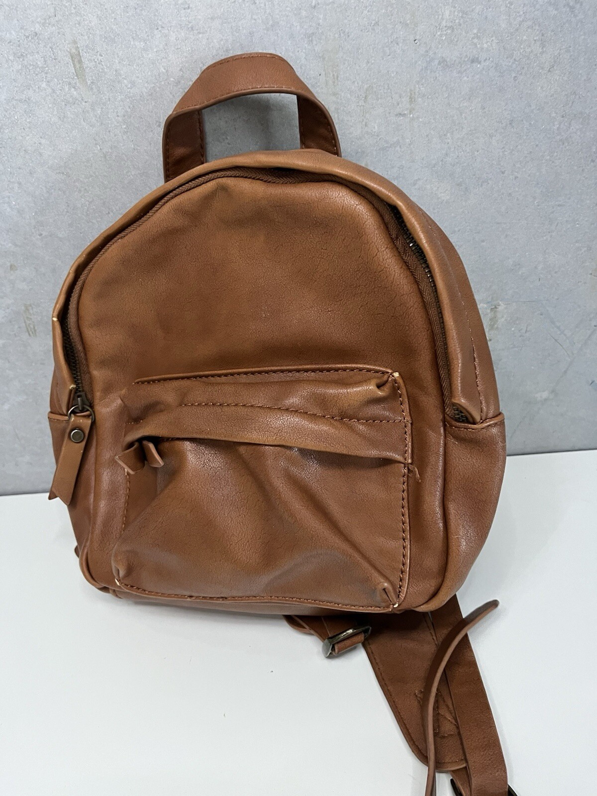 Universal Thread Women's Mini Backpack Style Faux… - image 5