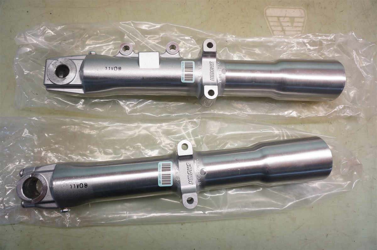 Harley Davidson FLST Stock 46482-07 Fork Lowers NEW TAKE OFFS