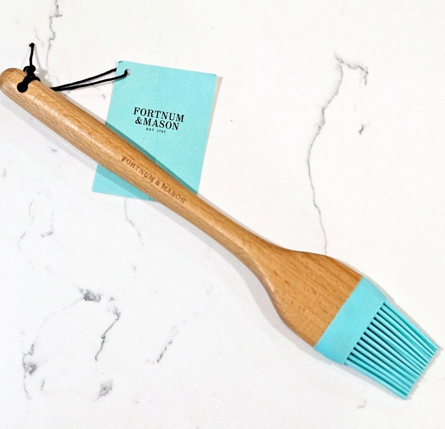 Fortnum & Mason Beechwood Handle Silicone Pastry Brush- Eau De Nil NWT
Opens in a new window or tab