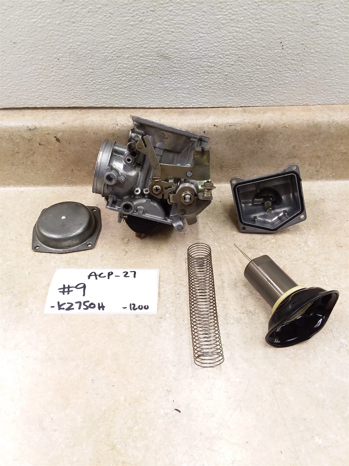 Kawasaki KZ750-H LTD NICE Carburetor Left Inside Unit #9 1980-81 1982-83 ACP27