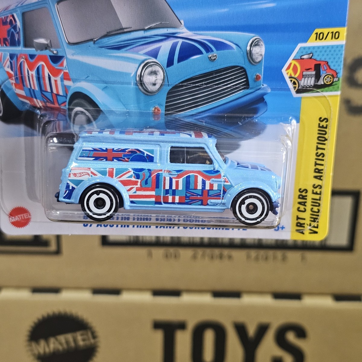 2025 HOT WHEELS MAINLINE CASE N '67 AUSTIN MINI VAN