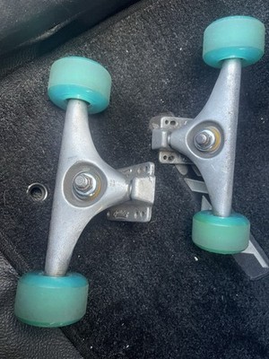 2 Gullwing  10'' Charger Skateboard Trucks Longboard Ricta Cloud Wheels