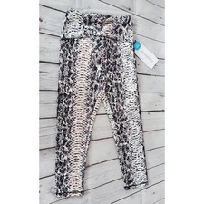 New with Tags Size Small Marika Cropped Leggings Snake Print Black White Lt Pink
