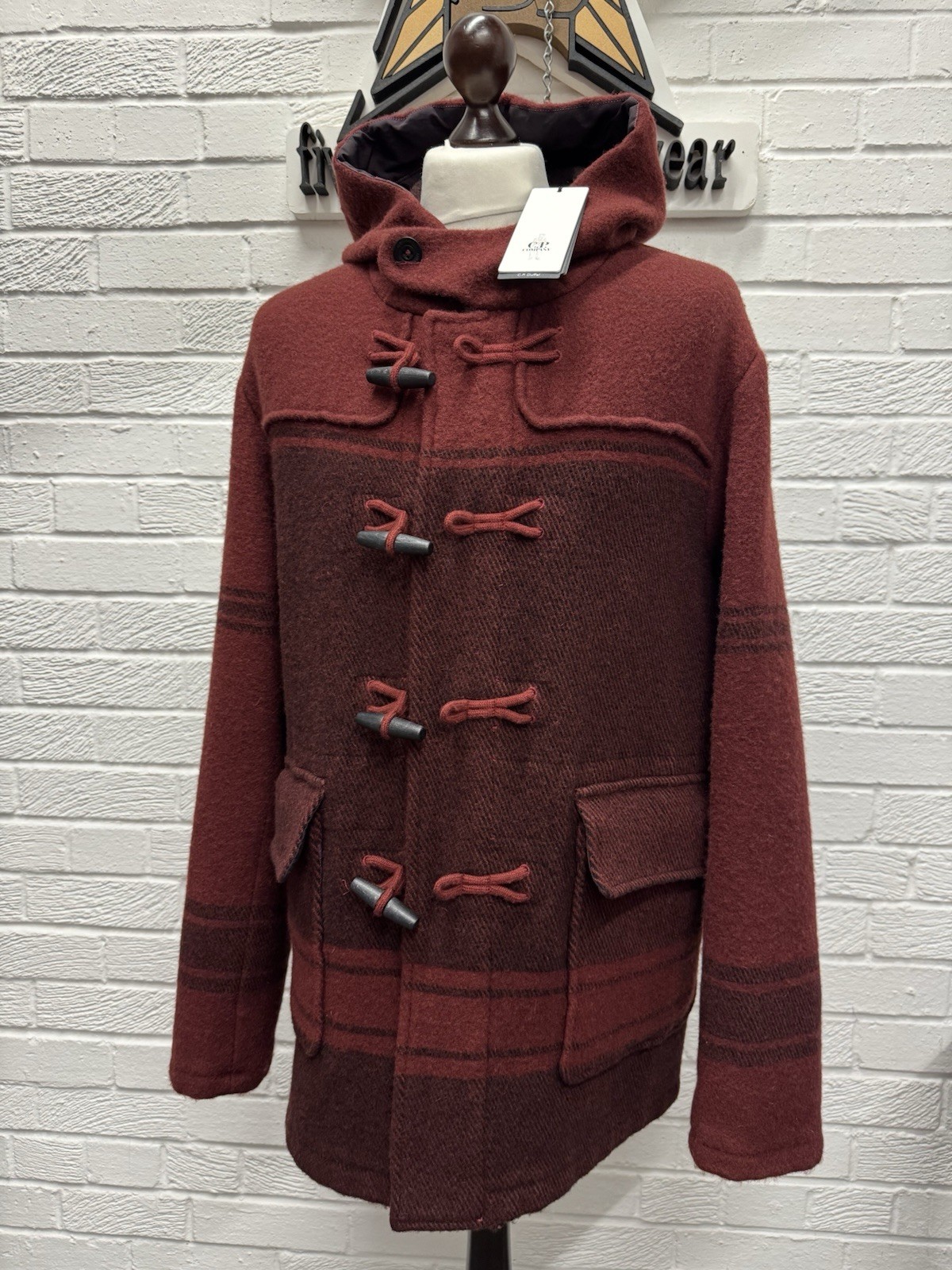 C.P. Company 189A  C.P. Duffel Jacquard Coat in red -Size 50 / Large. thumbnail 5