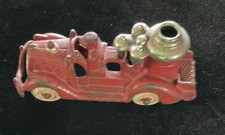 Vtg Antique 1930s Hubley Cast Iron Fire Engine Pumper Truck Made In USA