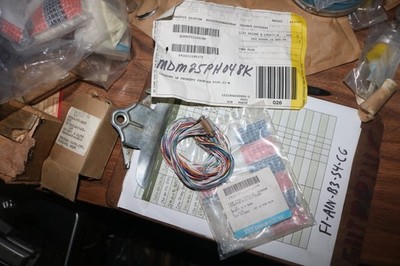 NOS ITT electrical connector with harness PN MDM25PH048K 5935-01-139-5379