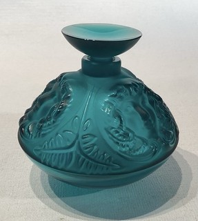 FRENCH LALIQUE "PSYCHE" frosted turquoise glass perfume flacon with stopper
