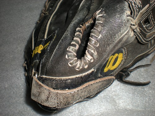 Wilson Optima Silver OS3 A9854 Softball 13" Baseball Glove Mitt Right Handed - Picture 9 of 13