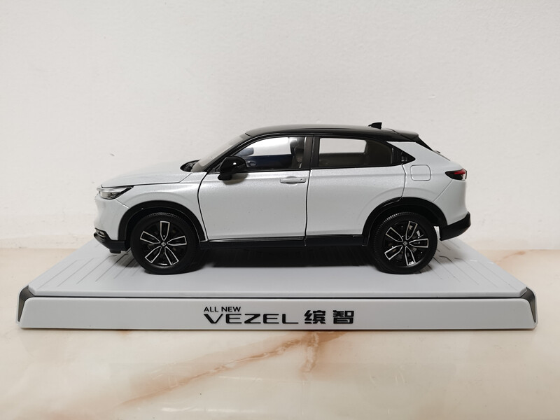 1:18 Scale Honda VEZEL 2023 Diecast Metal Car Model Toy